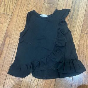 Joah Love sleeveless ruffle black top